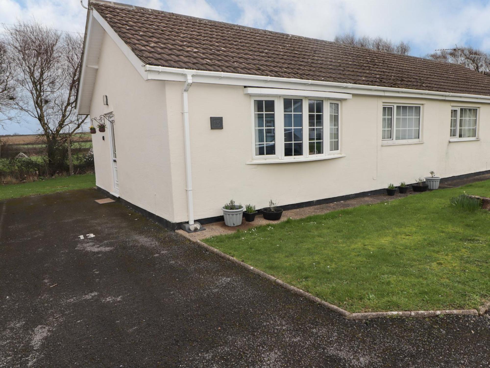 13 Gower Holiday Village Swansea Zewnętrze zdjęcie
